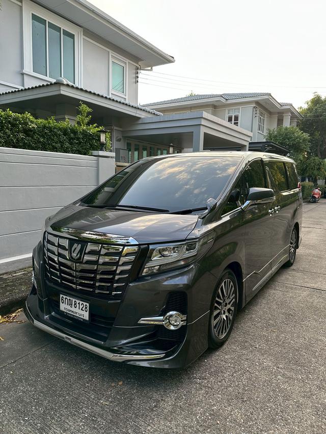 TOYOTA ALPHARD 2017 เจ้าของขายเอง