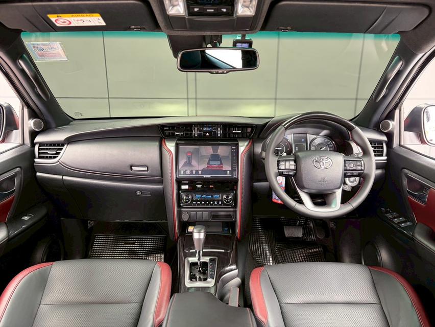 TOYOTA FORTUNER 2.4 LEGENDER BLACK TOP ปี 2022 โฉม ปี15-ปัจจุบัน (ป้ายสลับออก) รูปที่ 7