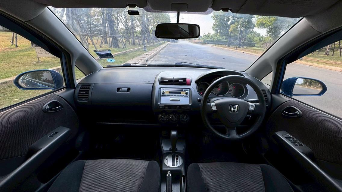 รหัสรถ TPV316 🎊 Honda Jazz 1.5 GD 🎊 2004 รูปที่ 9