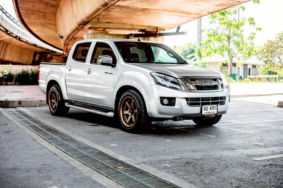 Isuzu D-Max Hi-Lander Cab4 2.5 VGS Z ปี 2012 ตัวท๊อป เกียร์ Auto สีเทา 3