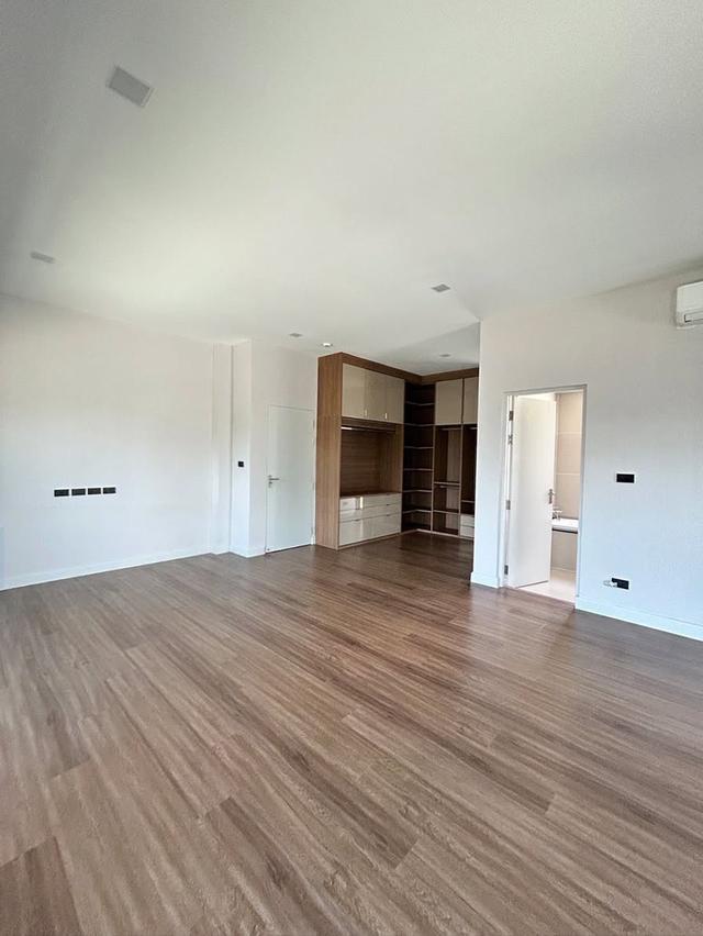 Single House for Sale, Venue Id Motorway Rama 9 8
