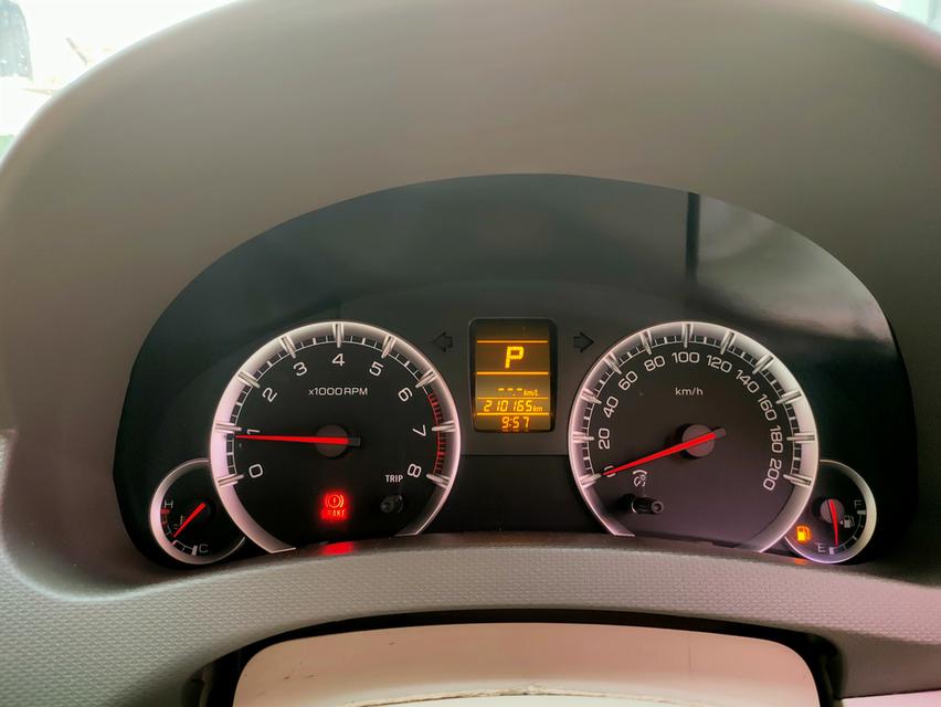 Suzuki Ertiga GL 1.4L 2013 รถศูนย์ สภาพสวย ราคาไม่แพง รูปที่ 17