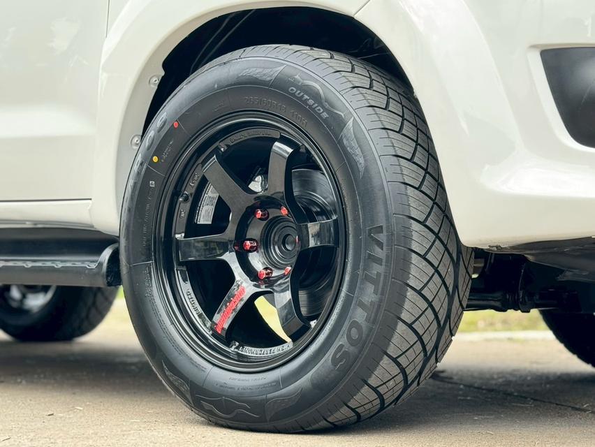 Toyota Fortuner 2.5V ปี15 15