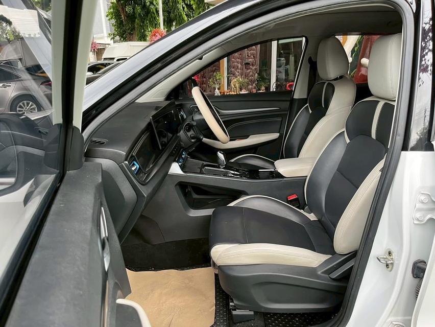 รถMG VS TOP 1.5 X SUNROOF AUTO ปี 2023 SUV  จุดเด่นไมล์แท้ 52,xxx โล ~เครื่องยนต์เบนซิน 1.5 Hybrid ประหยัดสุดคุ้ม   13