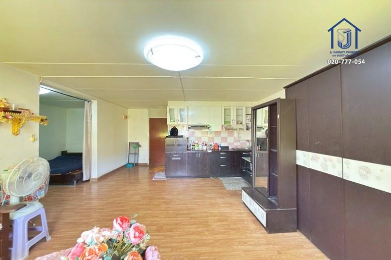 คอนโดมิเนียม 6