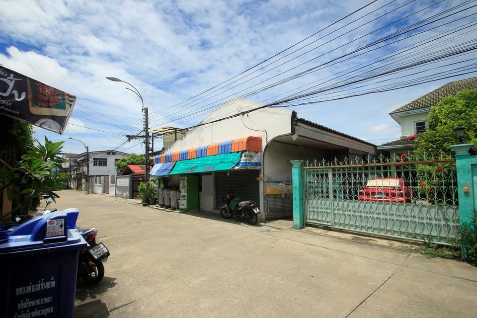 ที่ดินสุขุมวิท117 ซ.ภาณุวงศ์14 แถมบ้านเดี่ยว1ชั้น ทำเลดี ค้าขายได้ 65ตารางวา ปัจจุบันเป็นบ้านเช่า สภาพดีโครงสร้างแข็งแรง ใกล้รถไฟฟ้าปู่เจ้า 5