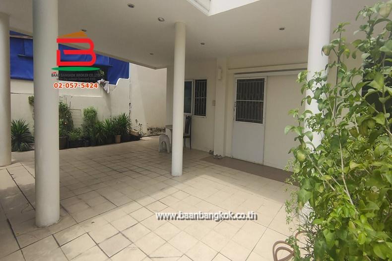 ที่ดินพร้อมบ้านเดี่ยว หมู่บ้าน ร่มเย็น พระยาสุเรนทร์ ซอย 9 เนื้อที่ 60 ตรว แขวงบางชัน เขตมีนบุรี จ.กรุงเทพมหานคร 4