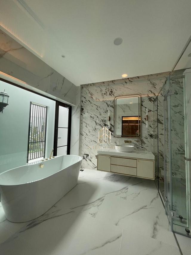 House For Rent Nantawan Rama 9 New Krungthep Kreetha Fully furnished 14