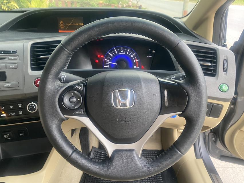 Honda Civic 1.8 cc MT มือเดียวป้ายแดง รูปที่ 6