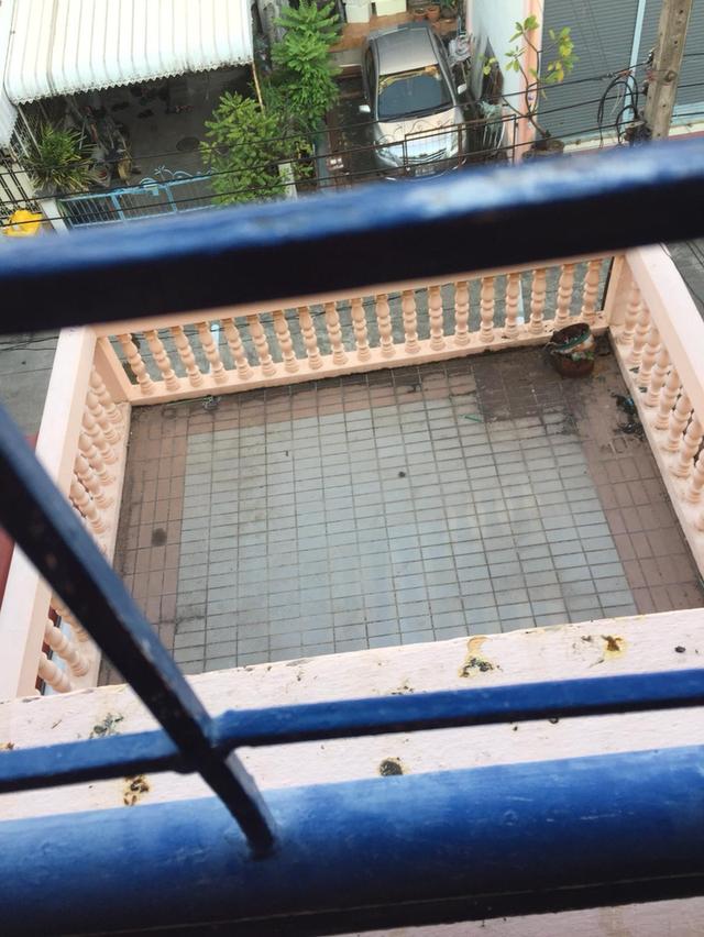 ขาย เทาวน์เฮ้าส์ 3 ชั้น 18