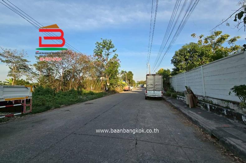 ที่ดินเปล่า ร่มเกล้า ซอย 7 (ใกล้ตลาดมีนบุรี) เนื้อที่ 109 ตรว. แขวงมีนบุรี เขตมีนบุรี 5