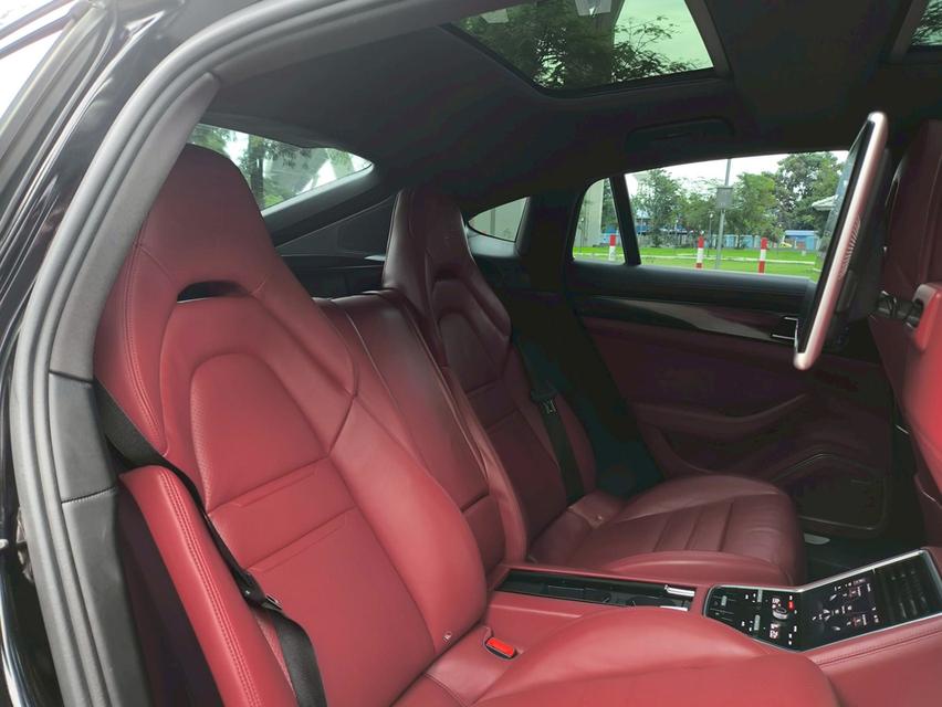 รถเข้าใหม่! PORSCHE Panamera 4 E-Hybrid MY2018 สีดำ 11