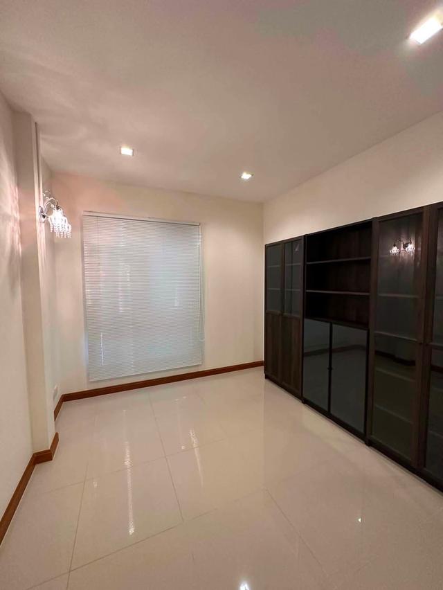 เช่าบ้าน แถว ลาดพร้าว โชคชัยสี่ หมู่บ้านลัดดารมย์ ซอย รร.ราชวินิต บางแก้ว) 12