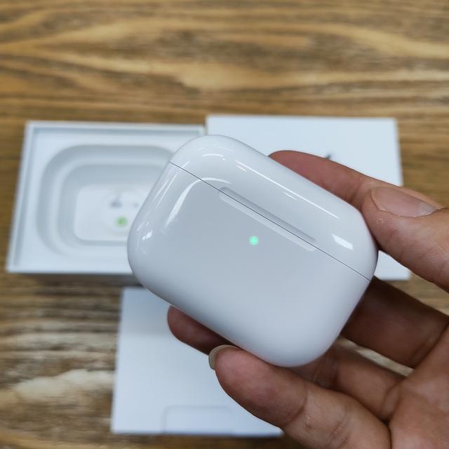 🎧 AirPods Pro 3 ครบกล่อง + จุกใหม่ยังไม่ใช้ (เครื่องศูนย์ไทย) รูปที่ 3