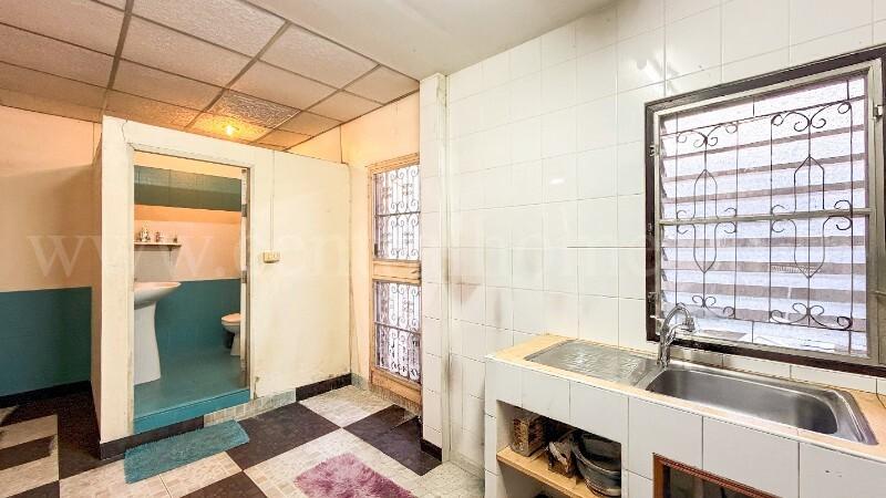 ทาวน์เฮ้าส์ พงษ์เพชร เคหะ แจ้งวัฒนะ 14 ใกล้รถไฟฟ้าสายสีชมพู 7