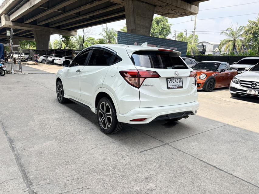 Honda HR-V 1.8E limited ปี 2017 เพียง359,000บาท ไมล์165xxxกม เครื่องยนต์เกียร์ช่วงล่างดี แอร์เย็นฉ่ำ *ดูรถกทม ซอยประดิษฐมนูธรรม5 *0864368852เอ็มครับ*L รูปที่ 6