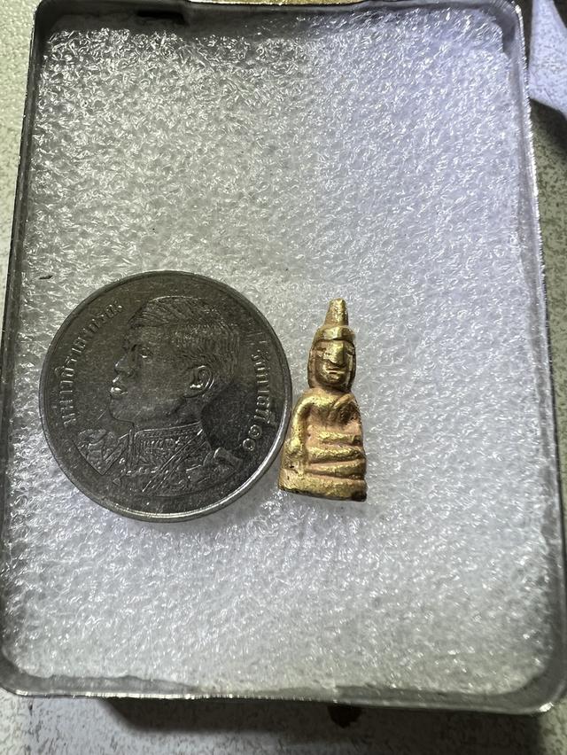 พุทธศิลป์โบราณพระเชียงรุ้งเนื้อทองคำ รูปที่ 3