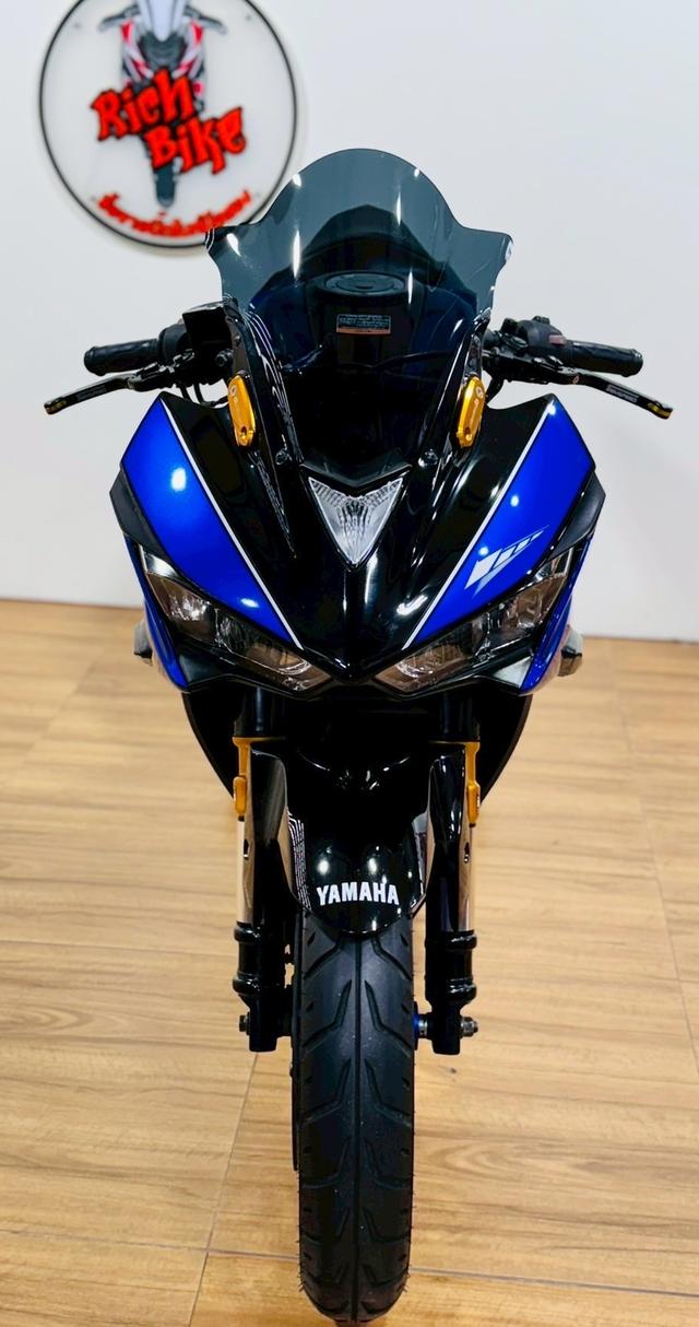 Yamaha R3 7