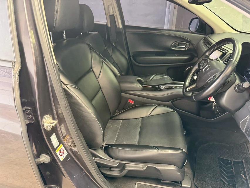 HONDA HRV 1.8EL 2015 สีเทา มือเดียวป้ายแดง 11