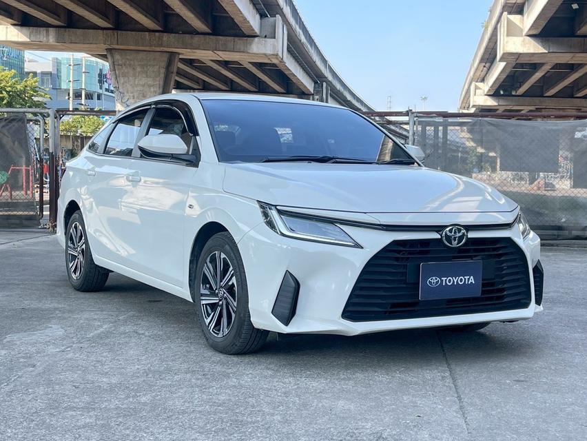 Toyota Yaris Ativ 1.2Sport ปี24