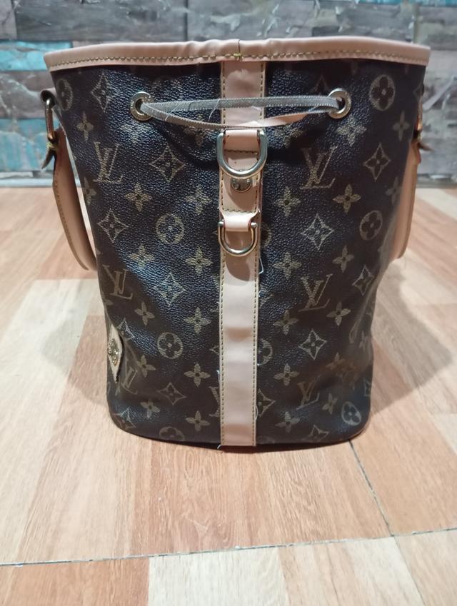 Louis Vuitton monogram  4