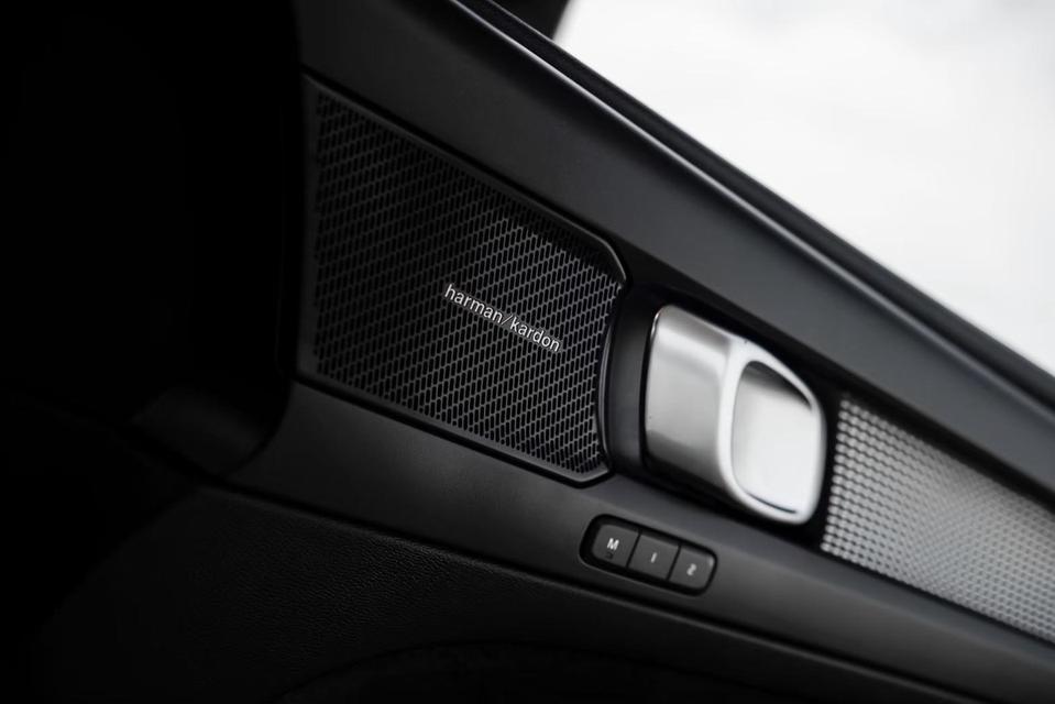 Volvo XC40 T5 R-Design AWD 2019 รูปที่ 17