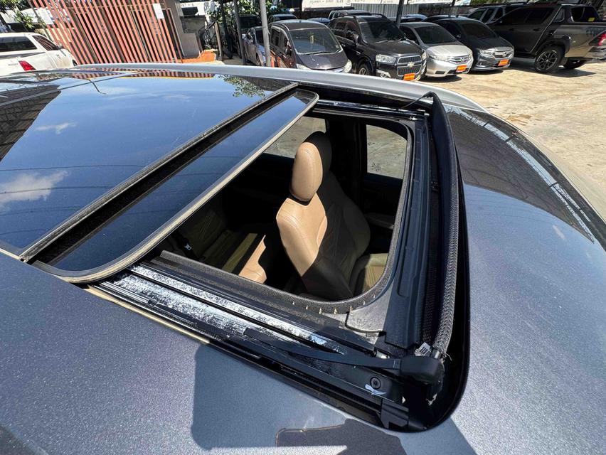 รถไมล์น้อย!! 7หมื่นโล หลังคา Panoramic Moonroof ตัวท็อป สวยจัด พร้อมลุยทุกเส้นทาง รูปที่ 12