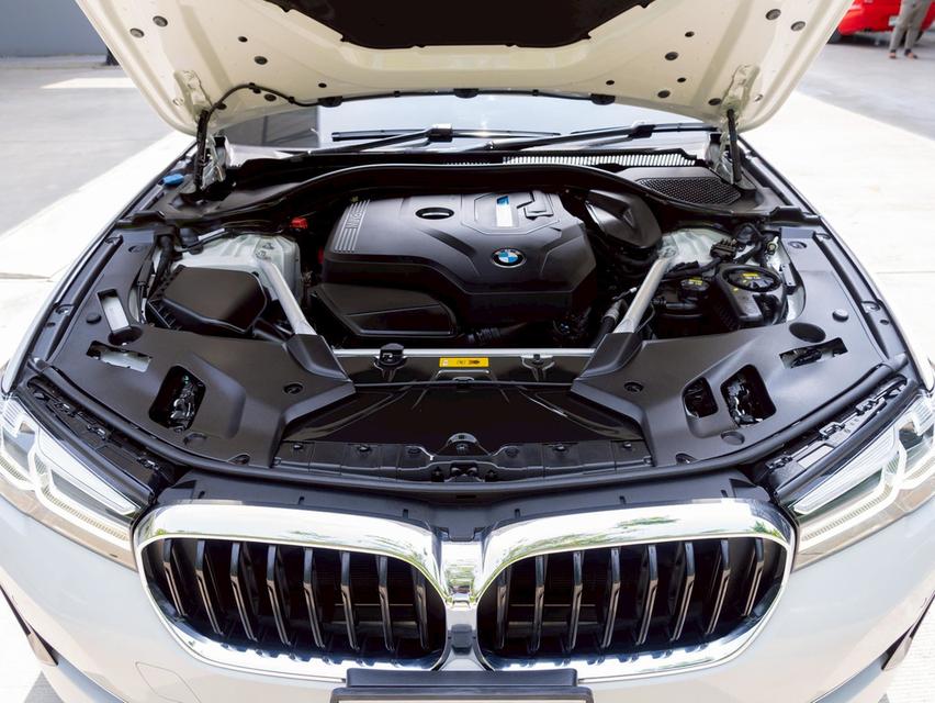 BMW 530e Elite ปี 2023 รูปที่ 17