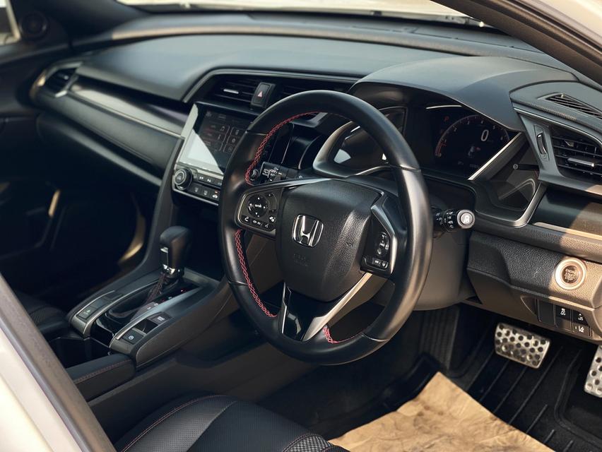 Honda Civic 1.5 FK Turbo RS Hatchback ปี2019 รูปที่ 5