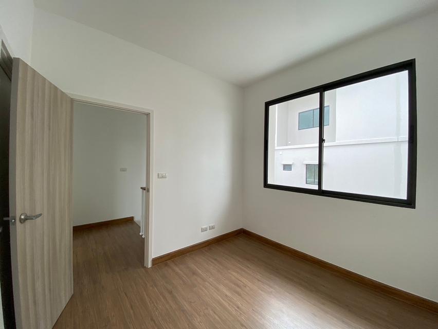 ขาย/ให้เช่า ทาวน์โฮม3ชั้น 8