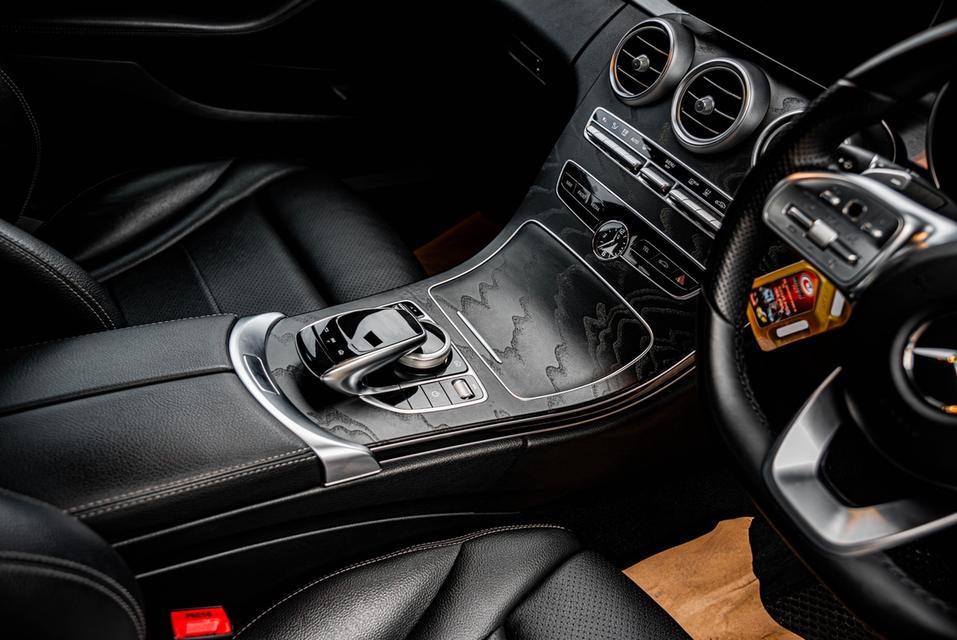 (แจ้งรหัสรถ CBL2314) Mercedes-Benz C300e 2.0 AMG Sport W205 AT 2023 รูปที่ 14