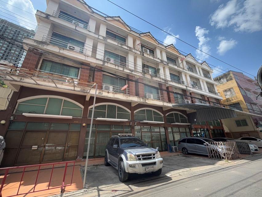 อาคารพาณิชย์ 4 ชั้น พท 46 ตร.วา 500 ตรม เดินทางสะดวก ใกล้ MTRบางโพ 5