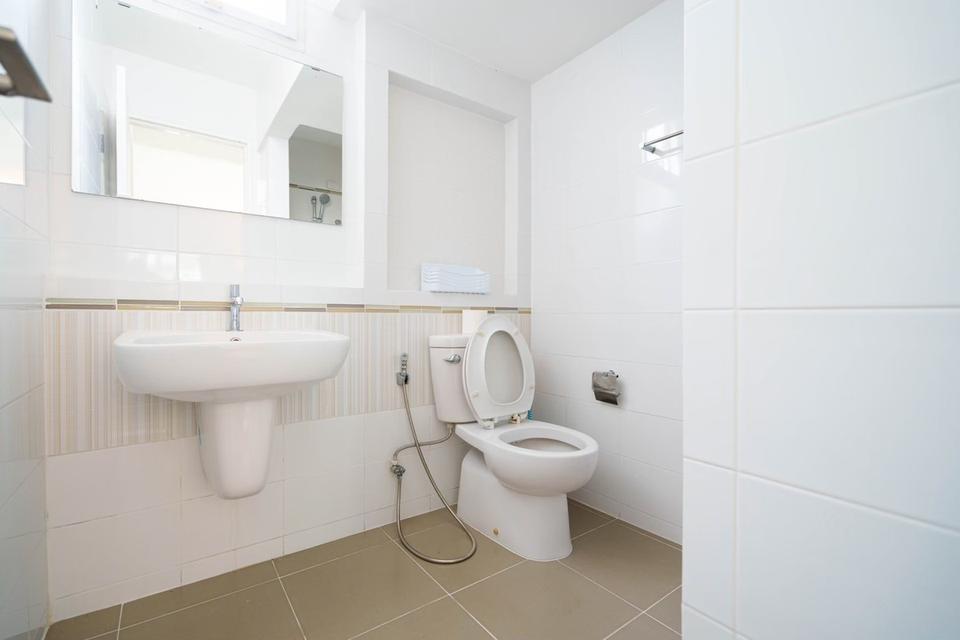 🏡✨ ให้เช่าบ้านเดี่ยวสองชั้นในโครงการ พรั่งพร้อมคลับเฮ้าส์–สระว่ายน้ำ และระบบรักษาความปลอดภัย 24 ชม. อยู่สบายอุ่นใจทุกวัน 6