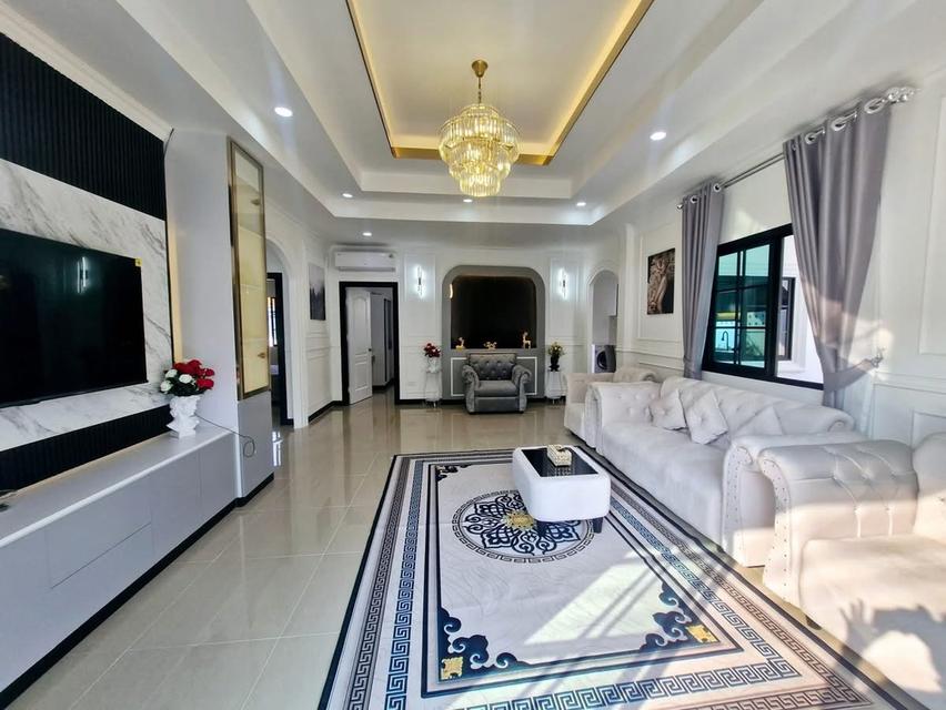 For Rent Pool Villa Pattaya  17