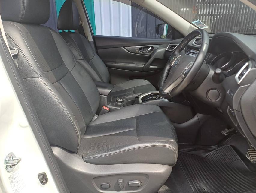 ปี2015 NISSAN X-TRAIL 2.0 TOP ขับ4 7ที่นั่ง ไม่เคยดมแก๊ส 14