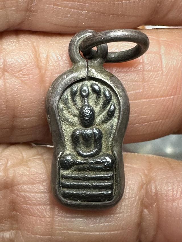 พระปิดตาเนื้อเมฆพัตร ล.ป.ใจ เลี่ยมเงิน 