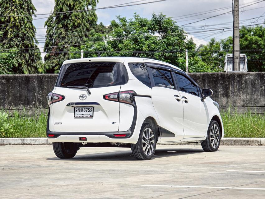 รหัสรถ CBLX5752 ✨TOYOTA Sienta 1.5V ปี 2019 6