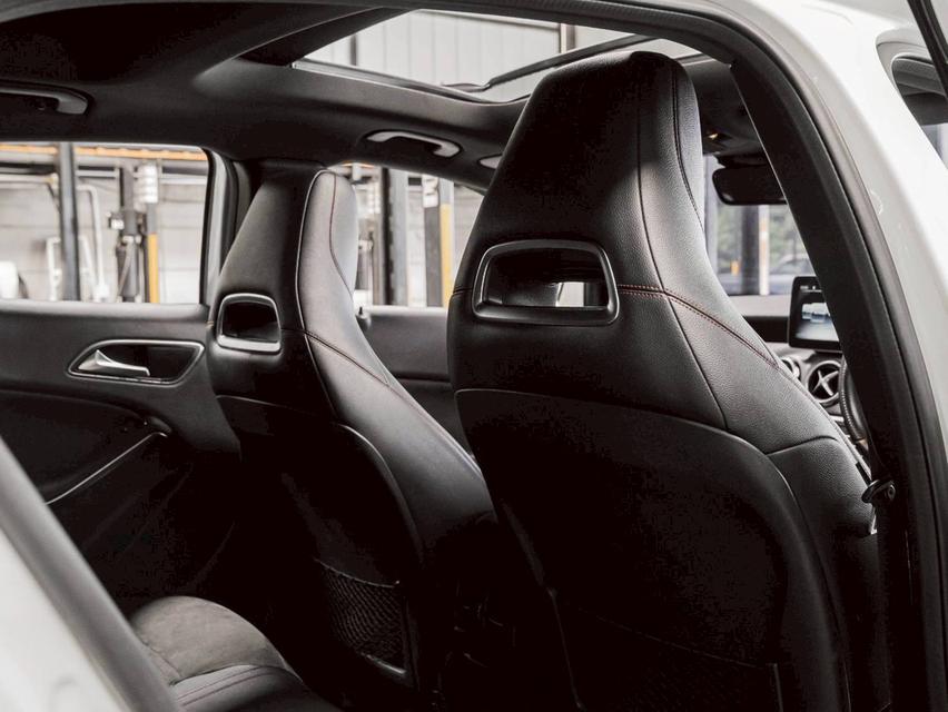 รหัสรถ 67GG8603 Mercedes Benz GLA250 AMG Dynamic 2018 8