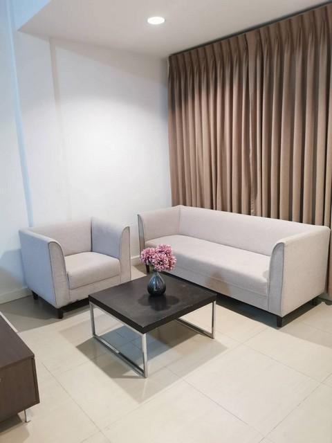 ให้เช่าทาวน์โฮม 3 ชั้น ทาวน์พลัส เกษตร-นวมินทร์ ถนนคลองลำเจียก ( ไม่รับสัตว์เลี้ยง )