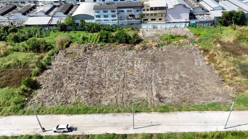 ที่ดิน 4 ไร่ ซอย เทียนทะเล 26 - บางขุนเทียน ทำเลดีมาก เข้าซอยเพียง 400 เมตร 6