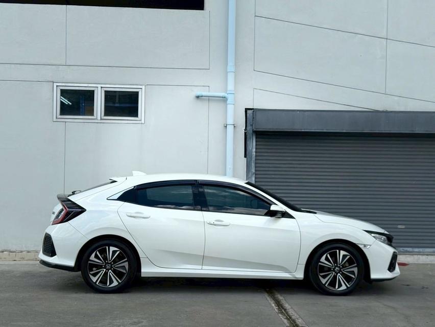 HONDA CIVIC 1.5 TURBO HATCHBACK TOP ปี2019 สีขาว มือเดียว 3