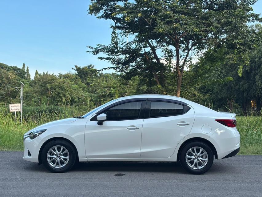 #MAZDA 2 1.5 XD 4DR (ดีเซล) ปี 2016จดทะเบียน 2017 สีขาว เกียร์ ออโต้ มือเดียวป้ายแดงเลขไมล์ 149,143 รูปที่ 6