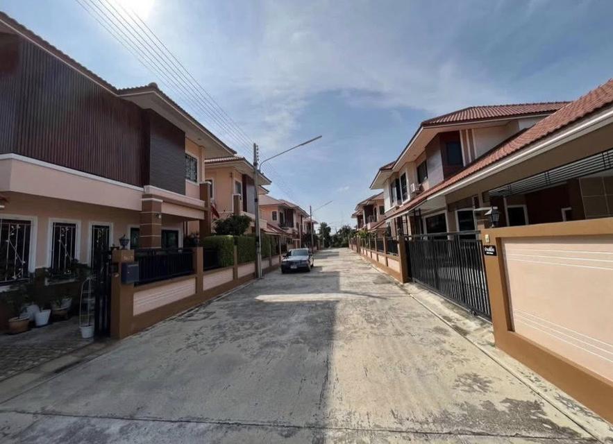 ขายบ้านทำเลดี ตรงข้ามโกลบอลเฮ้าส์ บิีกซีสุโขทัย 5