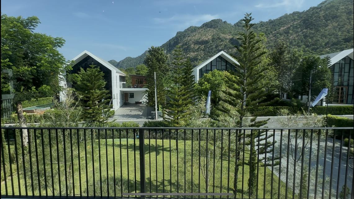 ขายบ้านเดี่ยวในโครงการหรู ปากช่อง เขาใหญ่ 232.1 ตรว ที่เนินบ้านสวยตกแตางครบ บ้านทรางนอร์ดิก 16