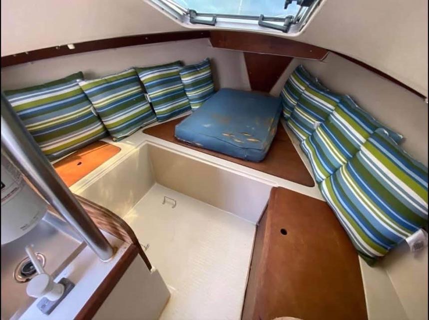 ขายเรือใบ Catalina 22 ฟุต ใบสภาพดี 2