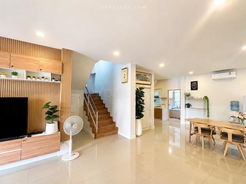Urgent Sale — Corner 2-Storey Detached House at Grand PMC 7, Nong PrueCorner 2-storey detached house for sale at Grand PMC 7, Nong Prue 3
