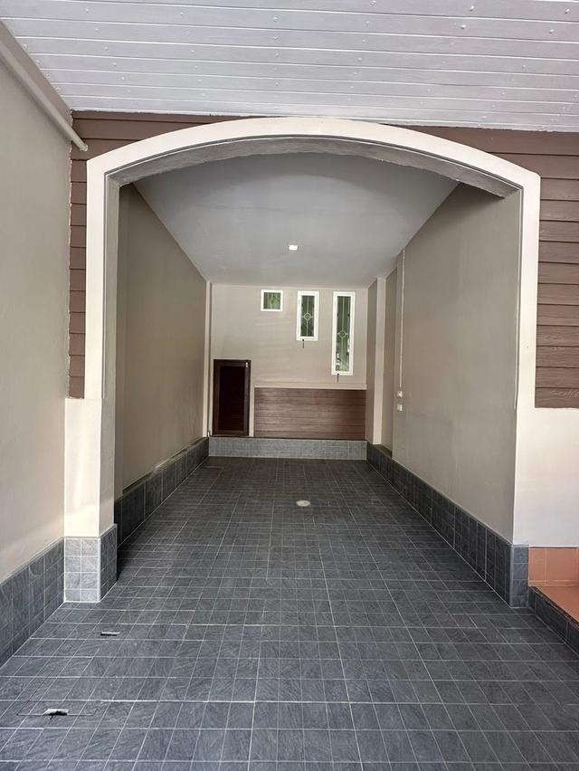 ทาวน์เฮาส์ 21 ตร.ว. วราราัักคลอง 4 ทาสีปรับปรุงใหม่ทั้งหลังมำร้อมอยู่ 2