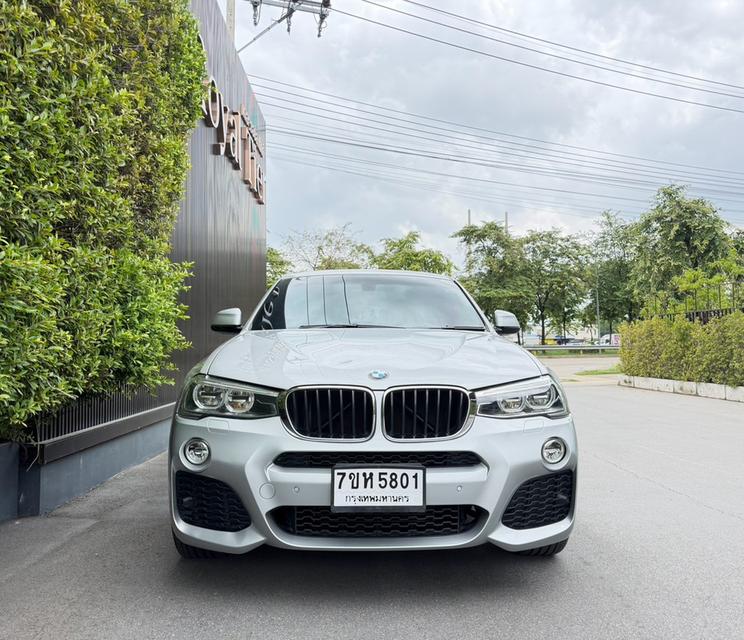BMW X4 M Sport SUV ดีเซล 2.0 ขับ 4 หลังคา Sunroof รถศูนย์ ประวัติครบ