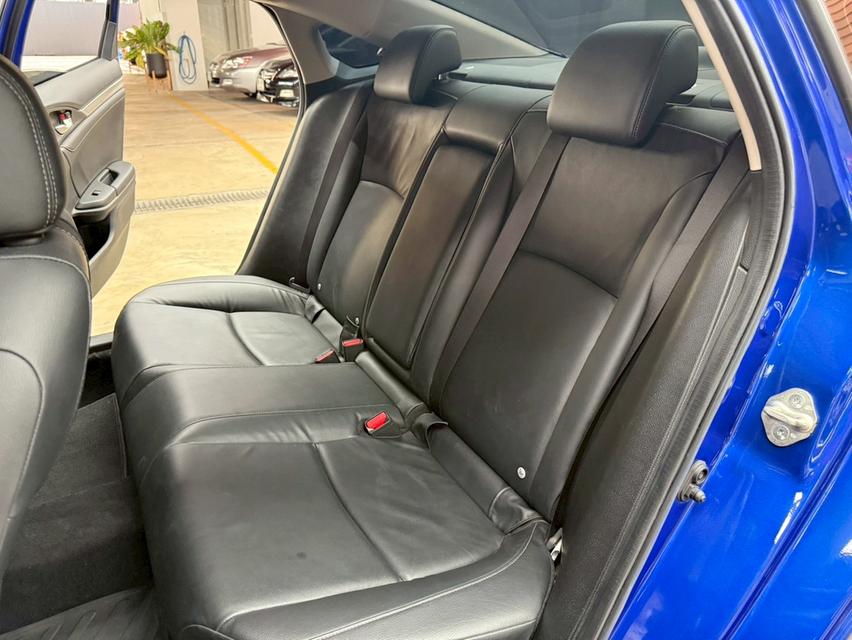 HONDA CIVIC FC 1.8 EL i-VTEC ปี2020 รถบ้านสวยจัด  ตัวท็อปสุดในรุ่น วิ่งน้อย 83,000กม. 7