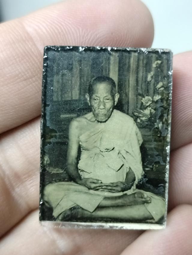 รูปอัดกระจก หลวงพ่อจง พุทธสโร วัดหน้าต่างนอก